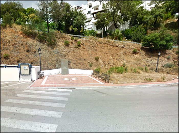 Juan Hoffmann Plaza 2016 a.png