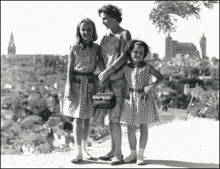18.Jeanne Brevet+Caro+Josée-Marie Tolède 1964.jpg