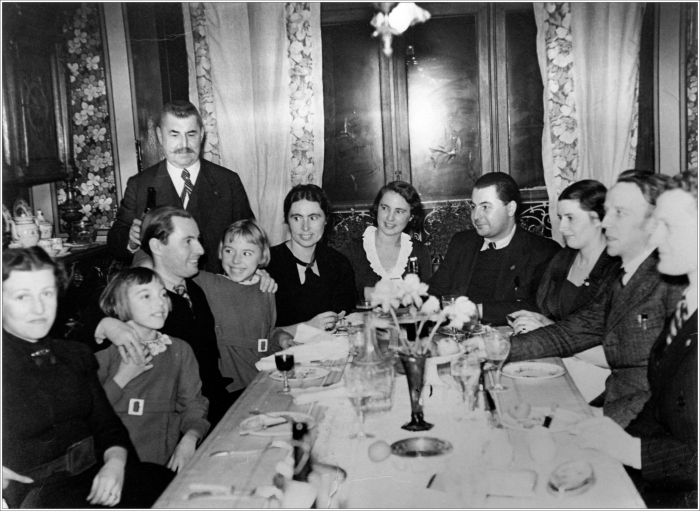 LD Banquet familial.jpg